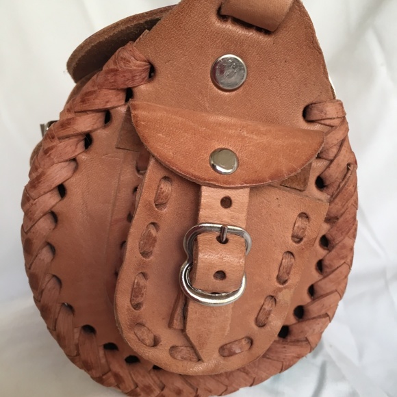 Handmade Mexican Round Leather Crossbody Purse, Hand Painted, one-of-a-kind, - Picture 7 of 8